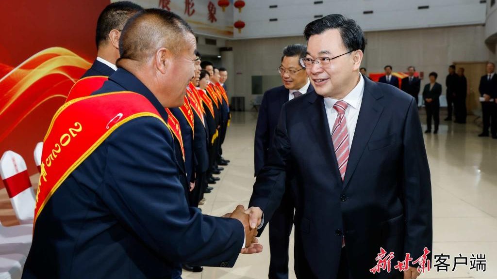 二〇二五年度“感动甘肃·陇人宠儿”揭晓胡昌升任振鹤庄国泰会见陇人宠儿